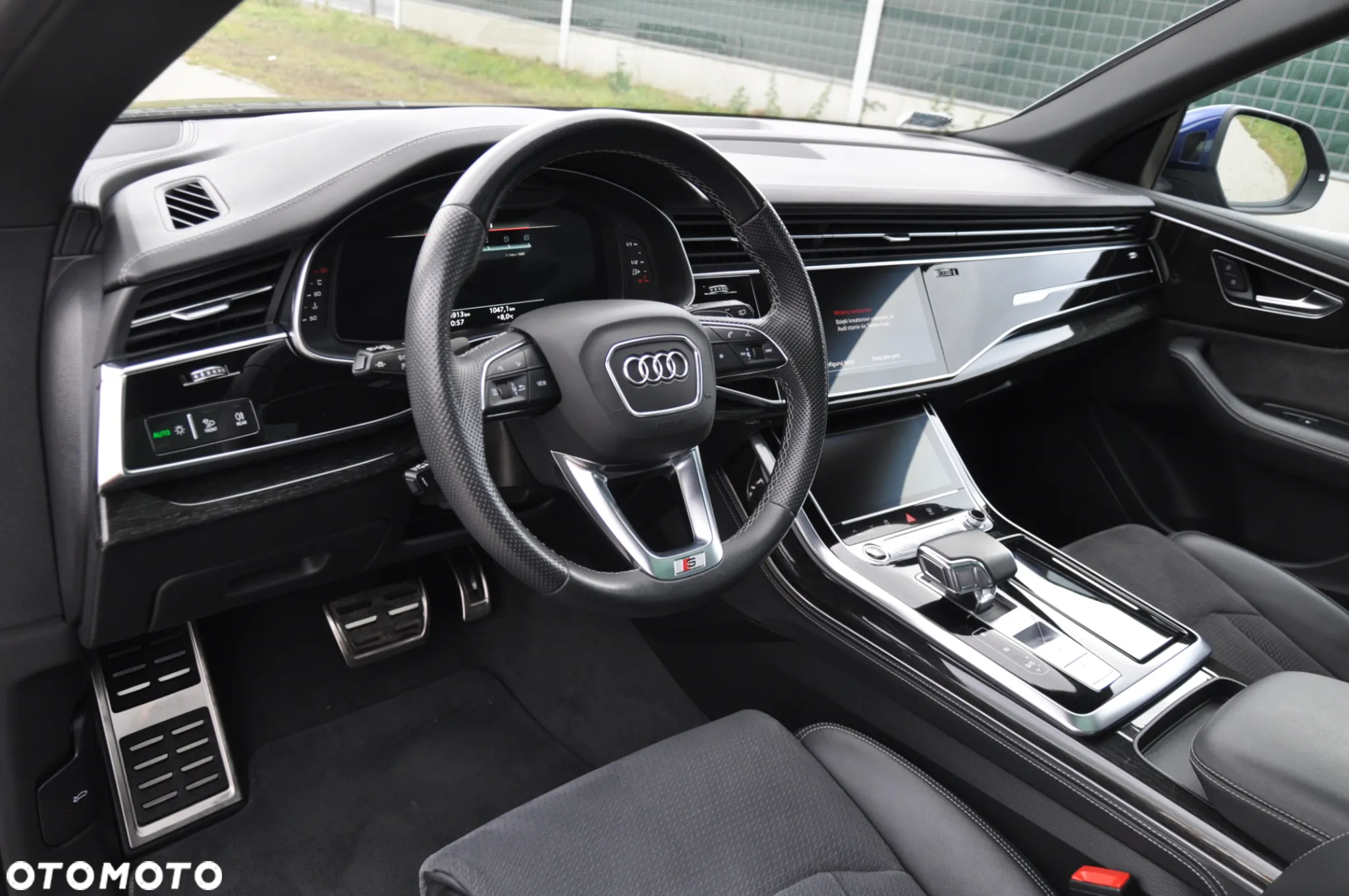 Audi Q8 - 12