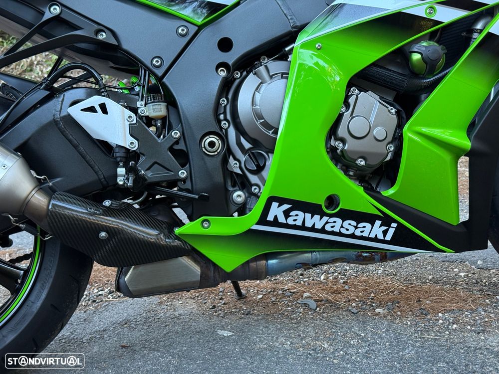 Kawasaki ZX 10 R Aniversario - 23