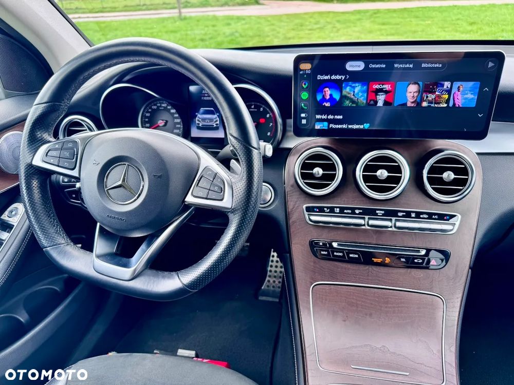 Mercedes-Benz GLC 250 4Matic 9G-TRONIC AMG Line - 30