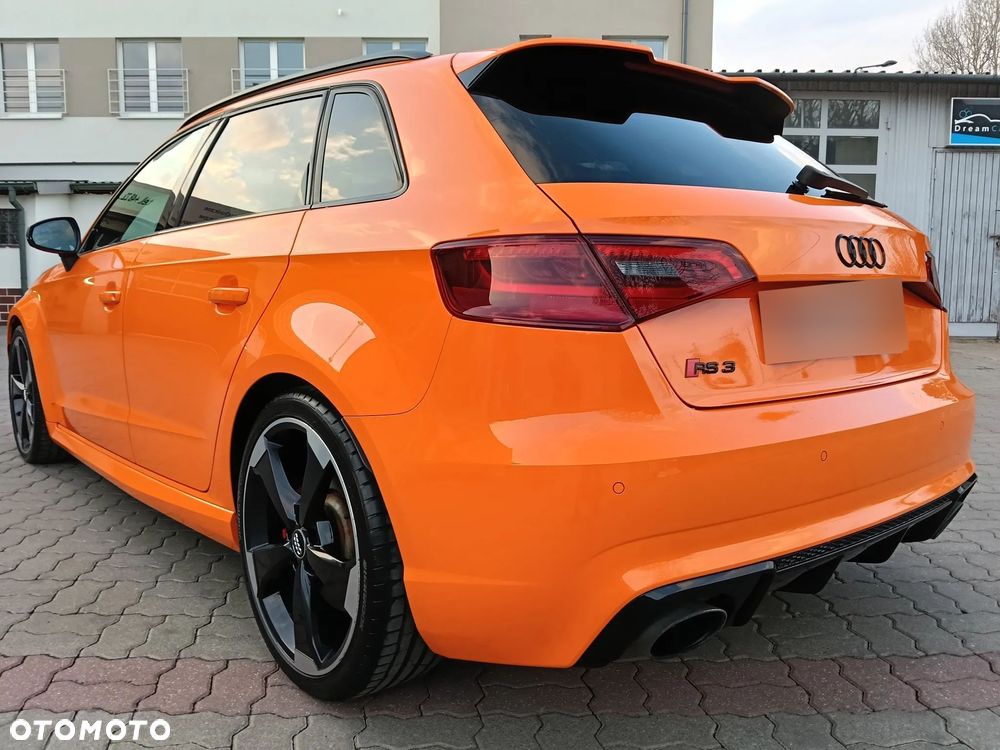 Audi RS3 Sportback - 15