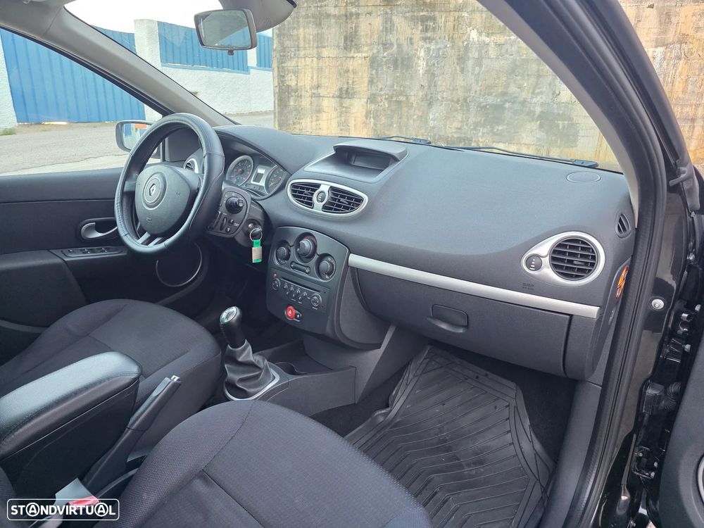 Renault Clio Break 1.5 dCi Dynamique S C.Reb - 11