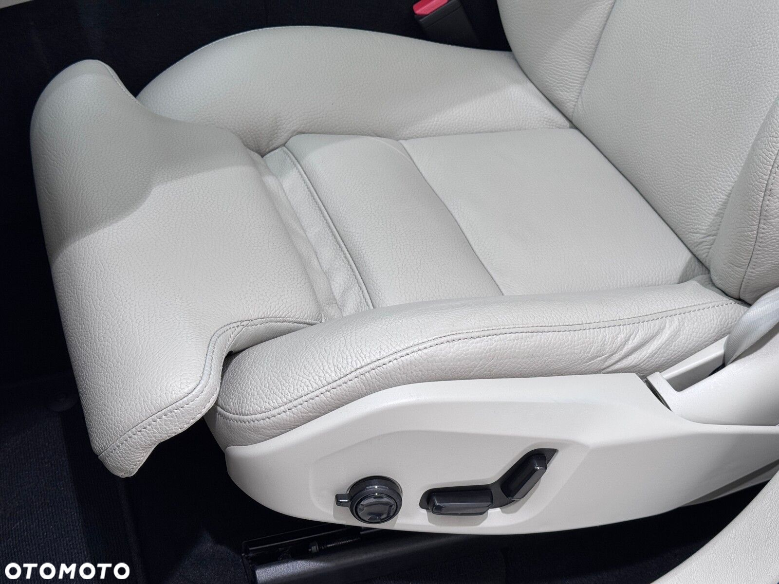 Volvo XC 60 - 11