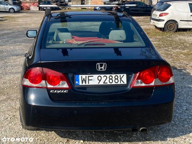 Honda Civic 1.8 Comfort - 4
