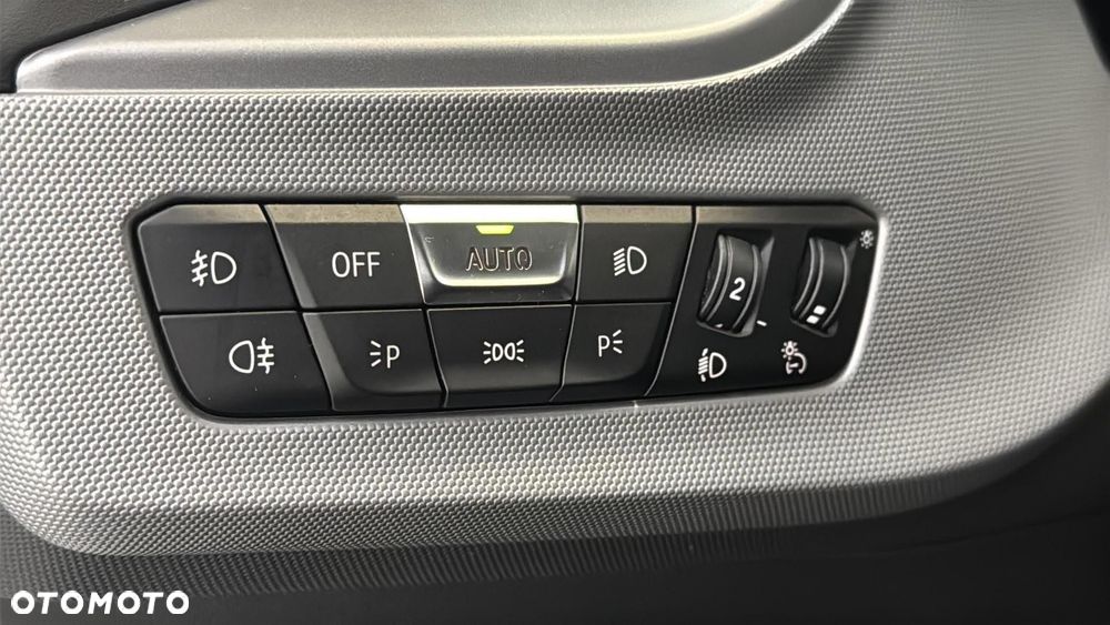 BMW Seria 1 118i Advantage - 27