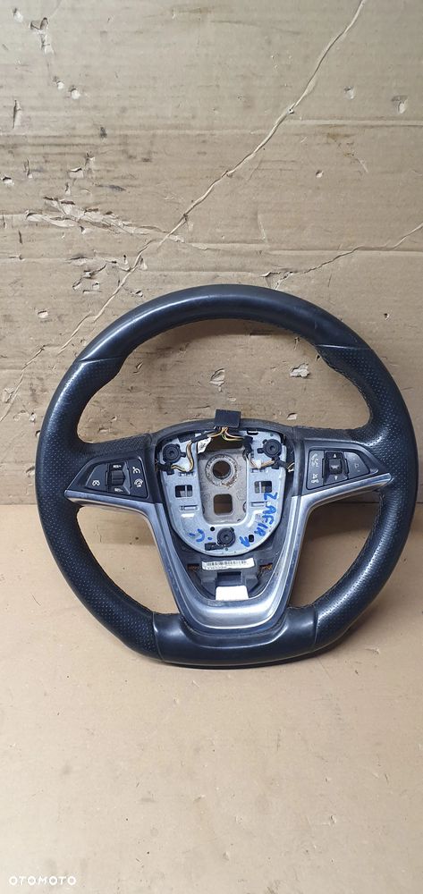 Kierownica multifunkcyjna multifunkcja skórzana skóra Opel Zafira C OPC 13365200 - 1