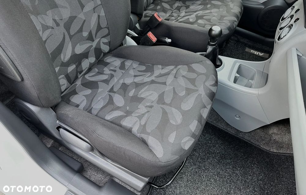 Peugeot 107 1.0 Urban Move - 11