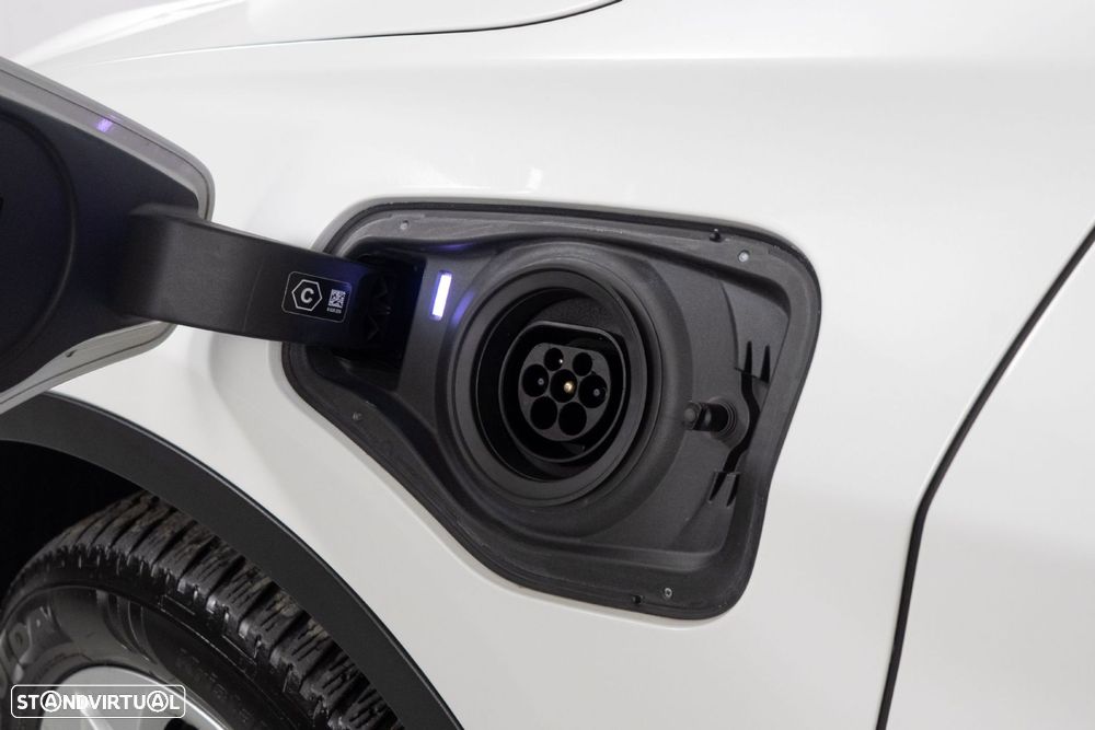 BMW X1 25 e xDrive Corporate Edition - 17