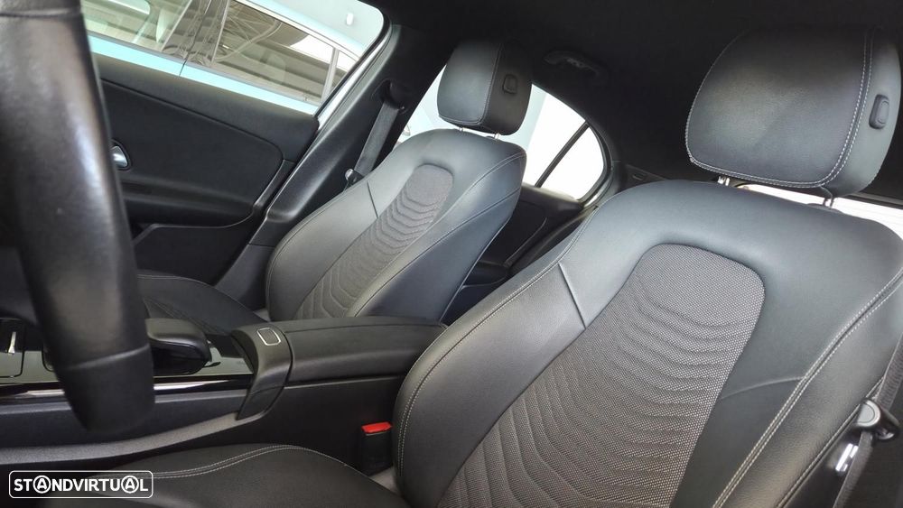 Mercedes-Benz A 250 - 21