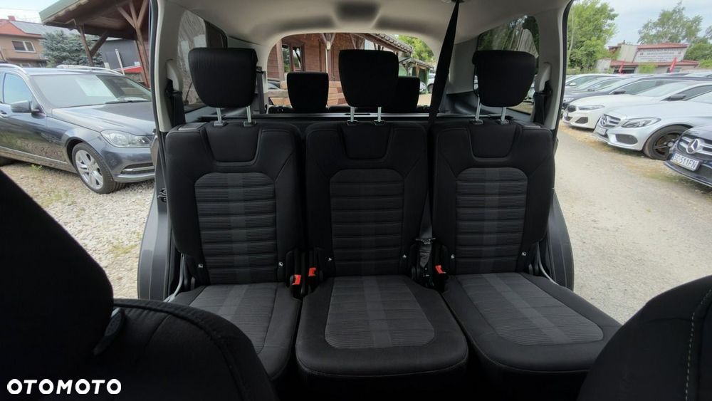 Ford Galaxy - 29