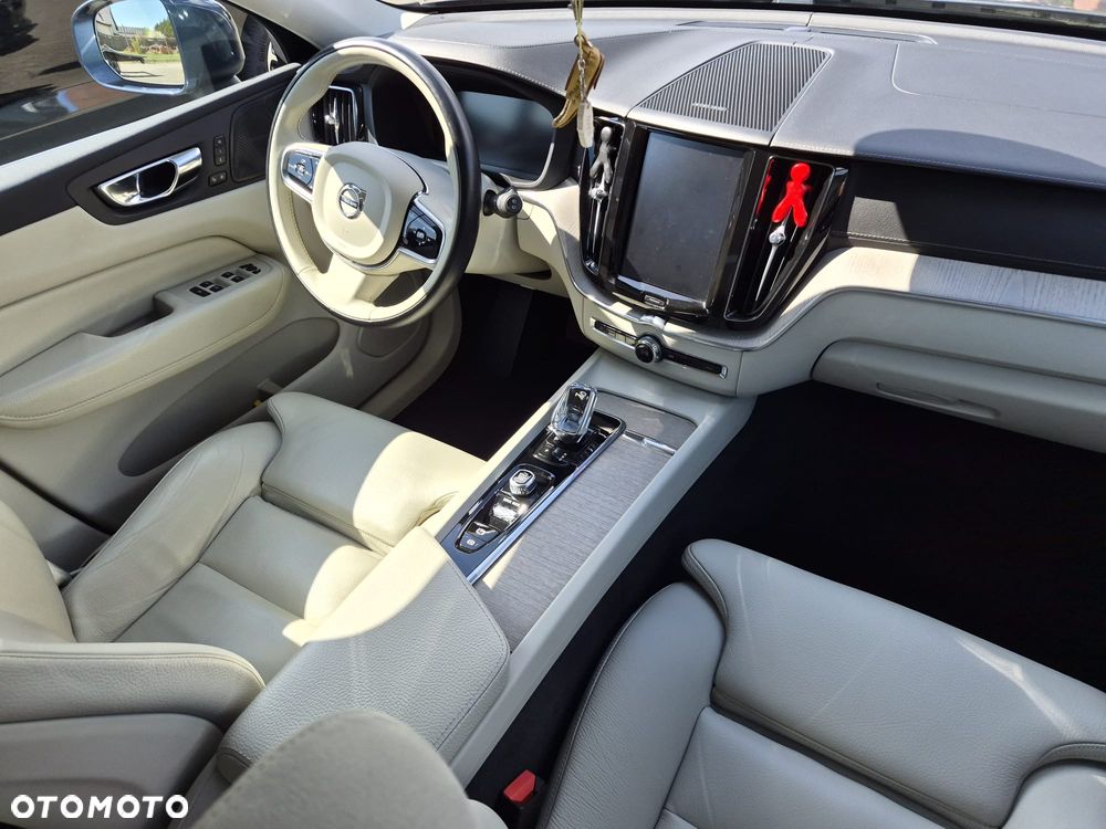 Volvo XC 60 B4 B Inscription - 7
