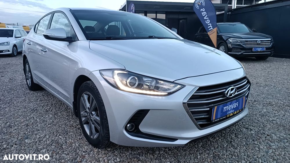 Hyundai Elantra 1.6 MPi Comfort - 5