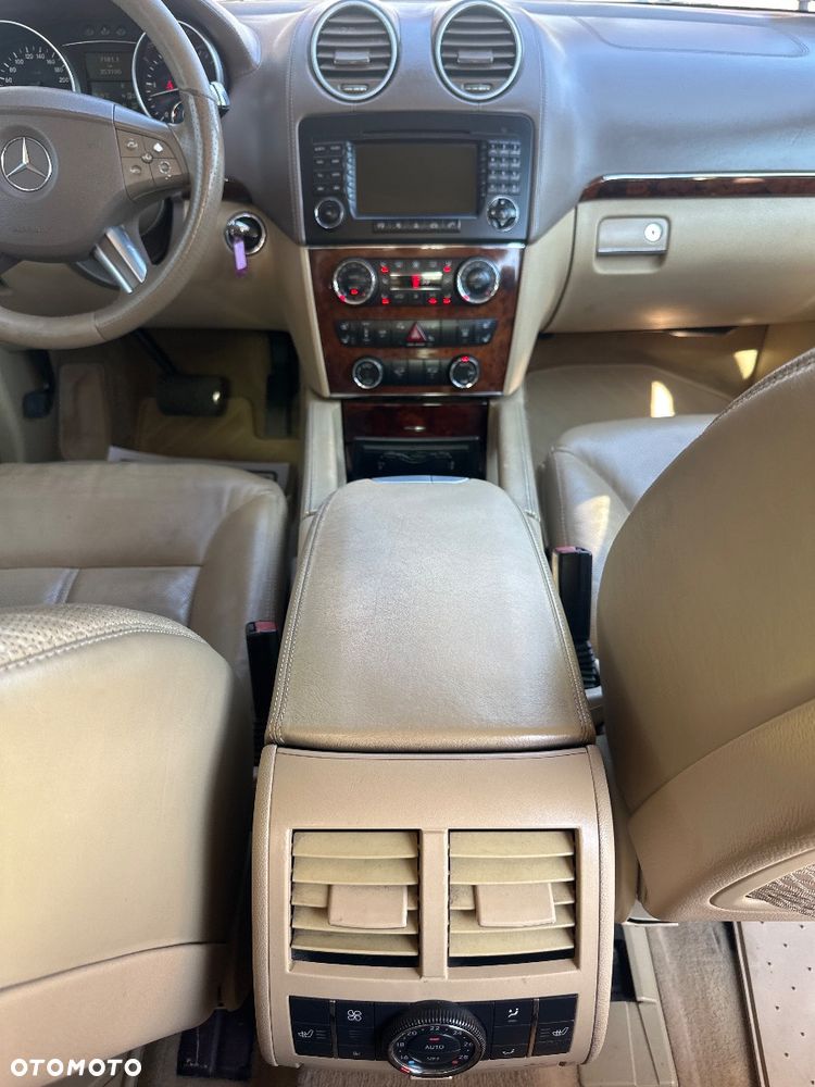 Mercedes-Benz GL - 19