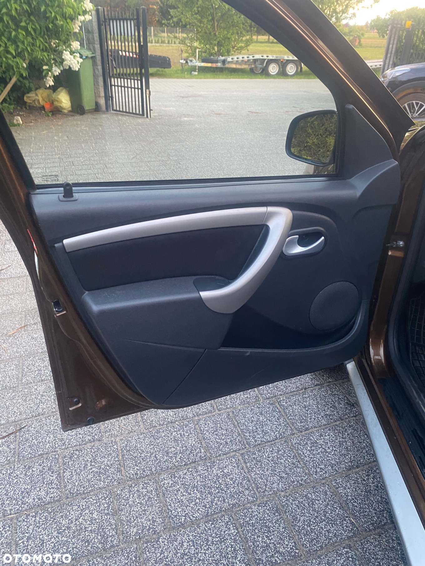 Dacia Duster 1.6 16V 4x2 Prestige - 10