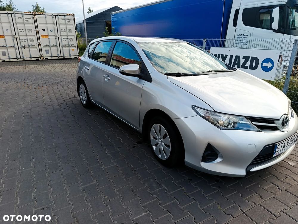Toyota Auris 1.6 Active - 2