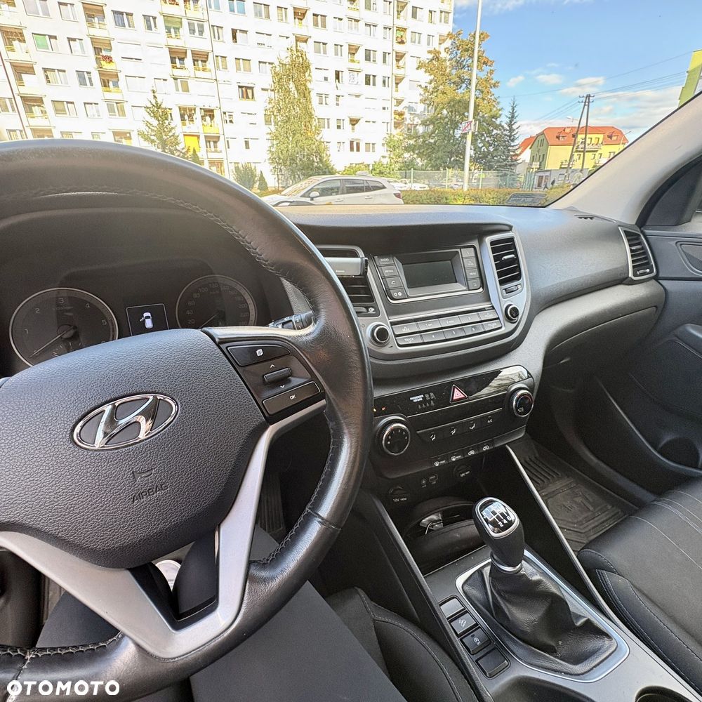 Hyundai Tucson 1.7 CRDI BlueDrive Classic 2WD - 6