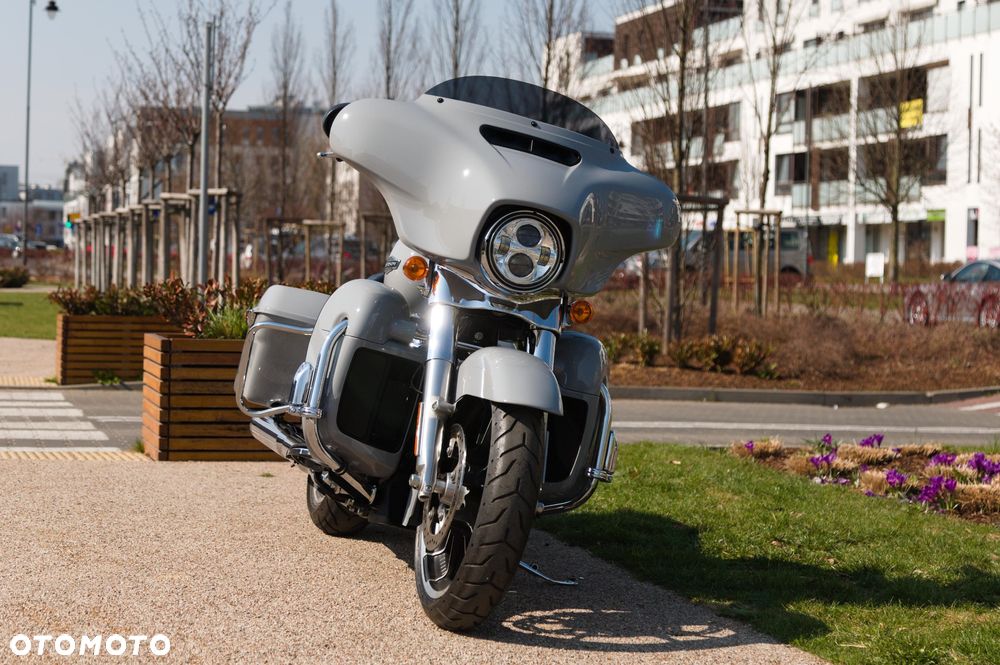 Harley-Davidson Touring Street Glide - 5