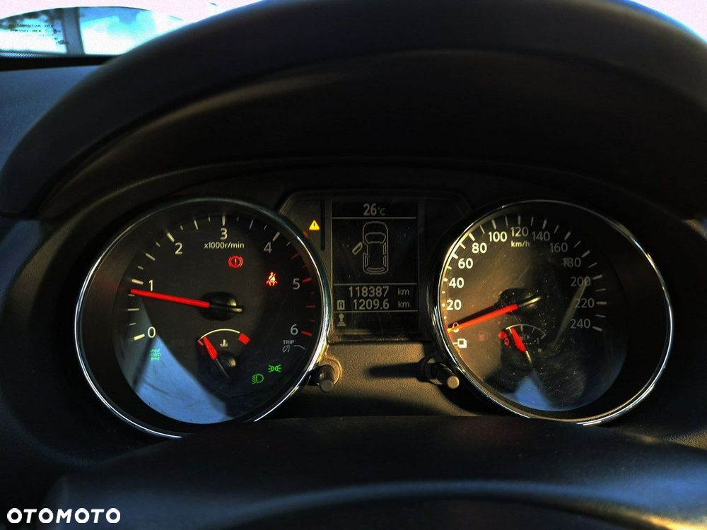 Nissan Qashqai+2 - 16