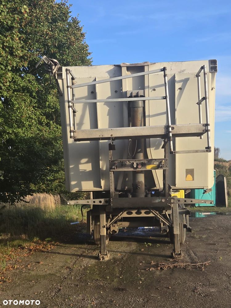 Schmitz Cargobull SGF S3 - 6