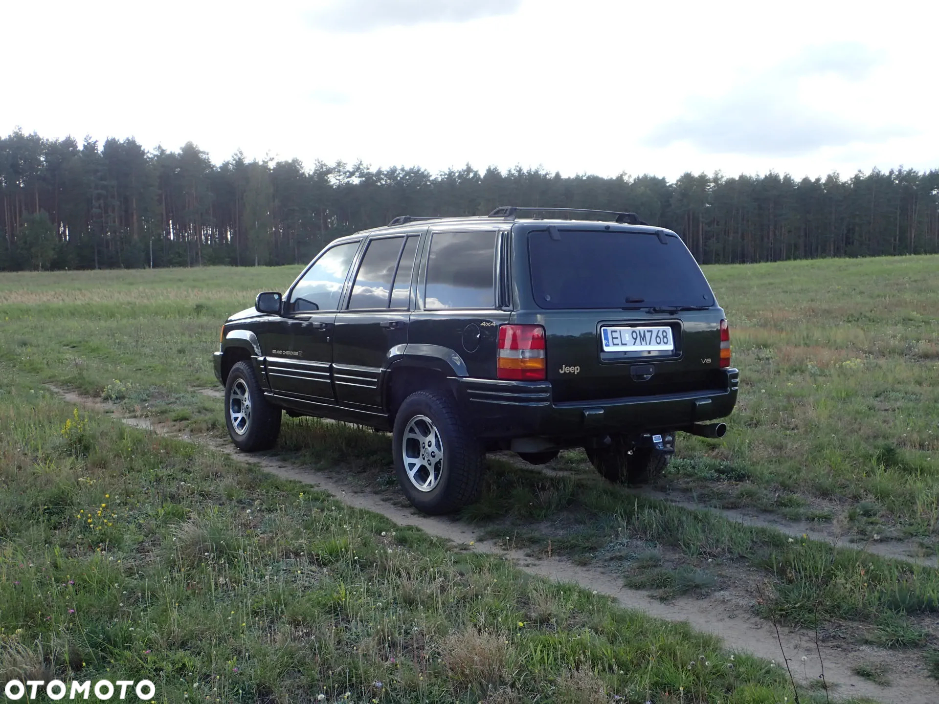 Jeep Grand Cherokee - 15
