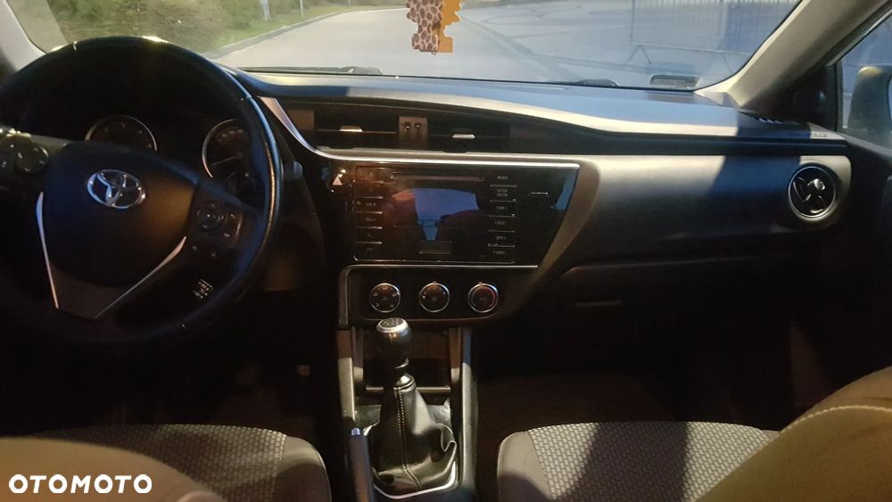 Toyota Corolla 1.4 D-4D Premium - 7