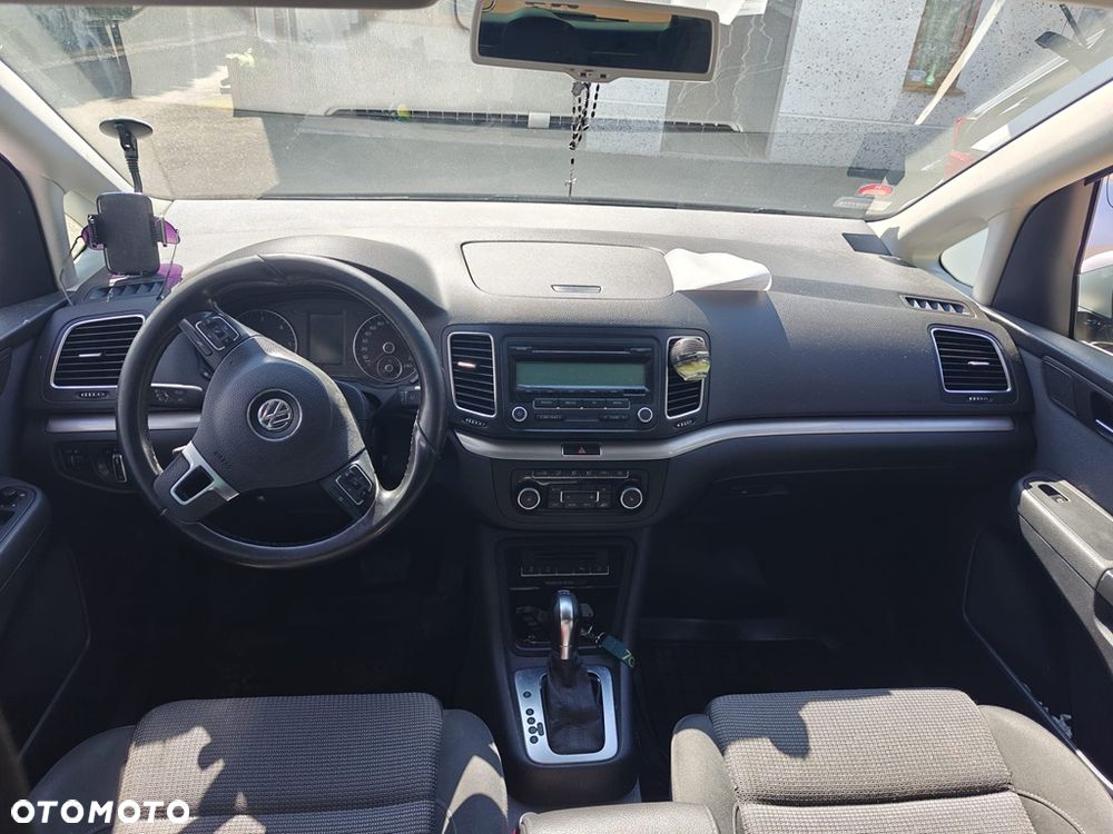 Volkswagen Sharan 2.0 TDI Comfortline DSG - 5