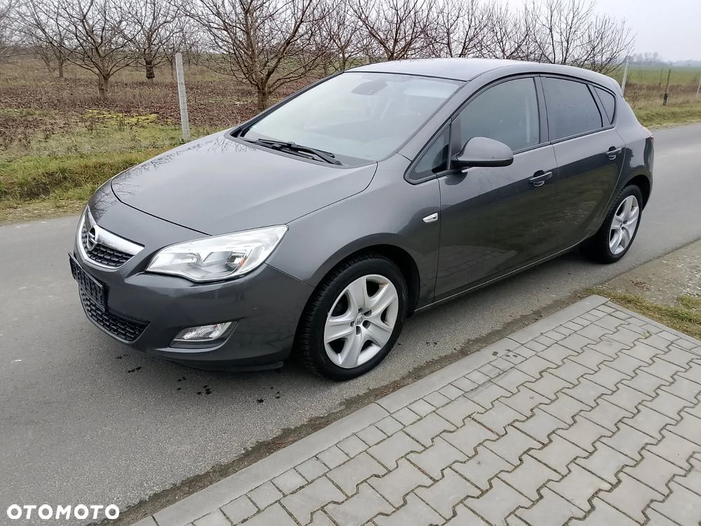 Opel Astra - 2