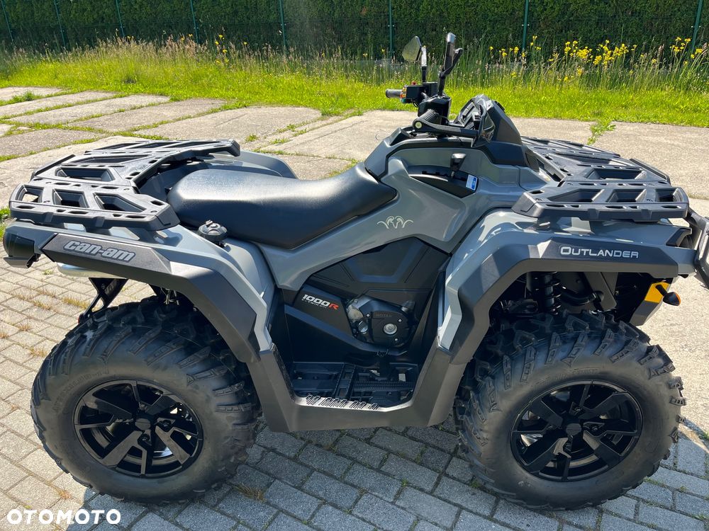 Can-Am Outlander - 2