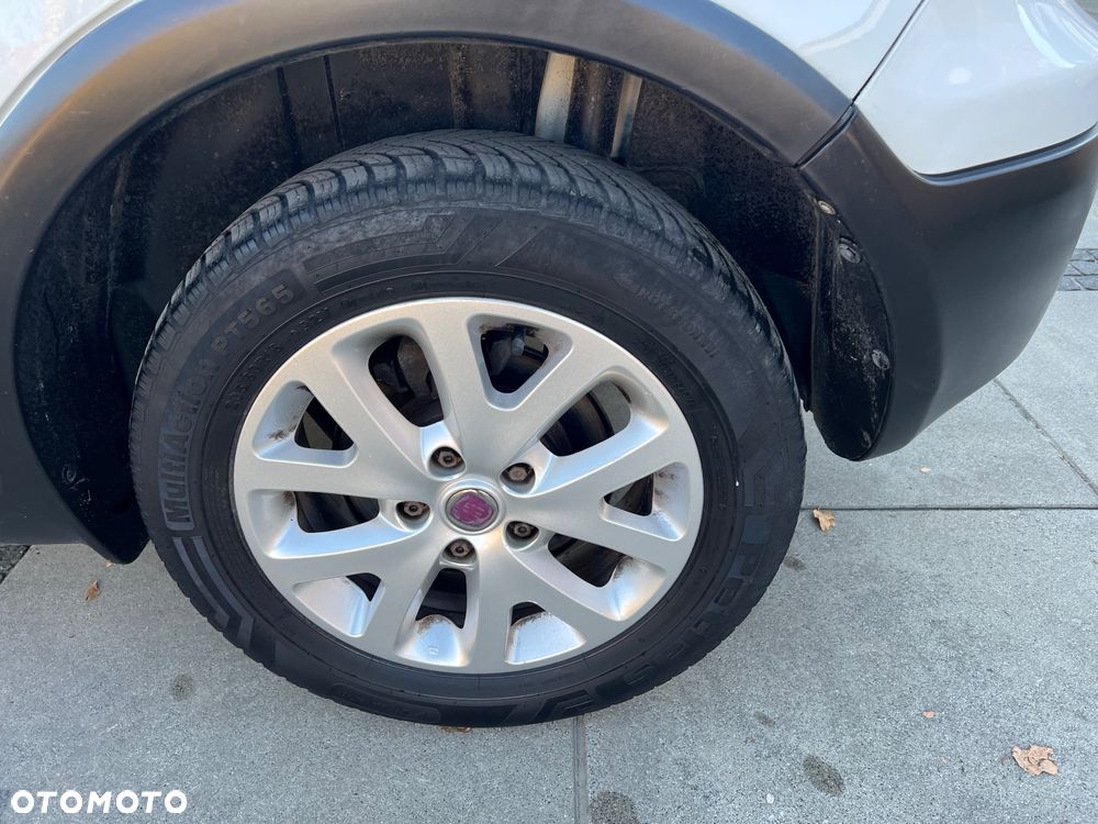 Fiat Sedici 2.0 Multijet DPF 4x4 Luxury - 28