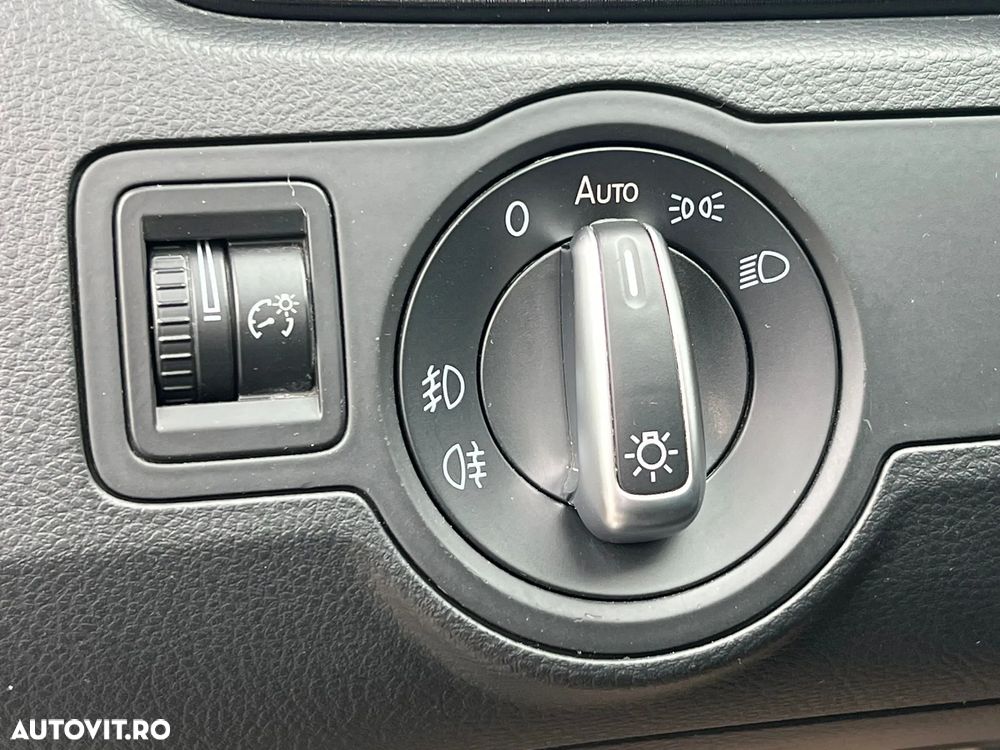 Volkswagen Passat 2.0 TDI DPF DSG R-Line Edition Plus - 27