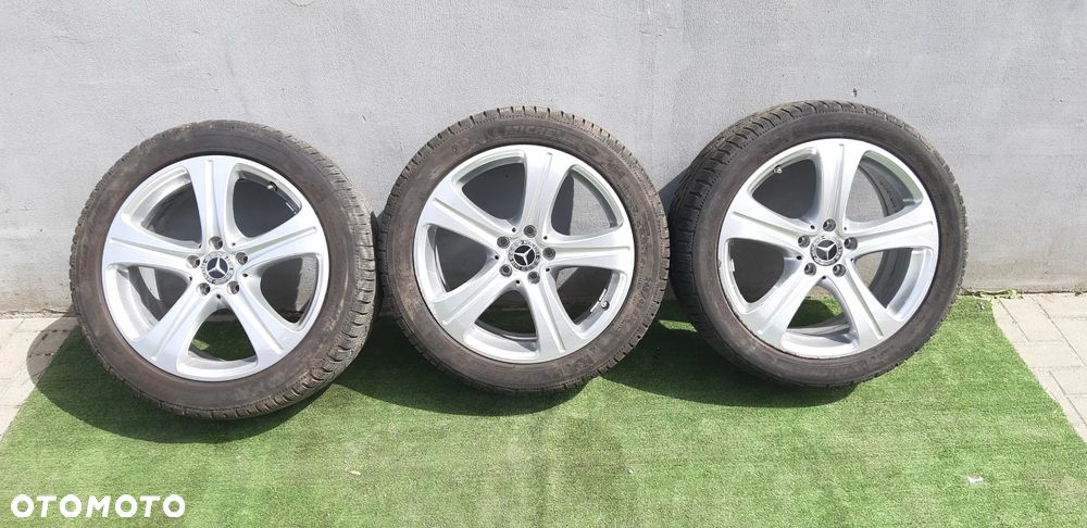 Felgi aluminiowe ET43 opony zima 245/45 R18 A2134011400 Mercedes W213 3.5CGi 2017r kombi 4Matic - 1