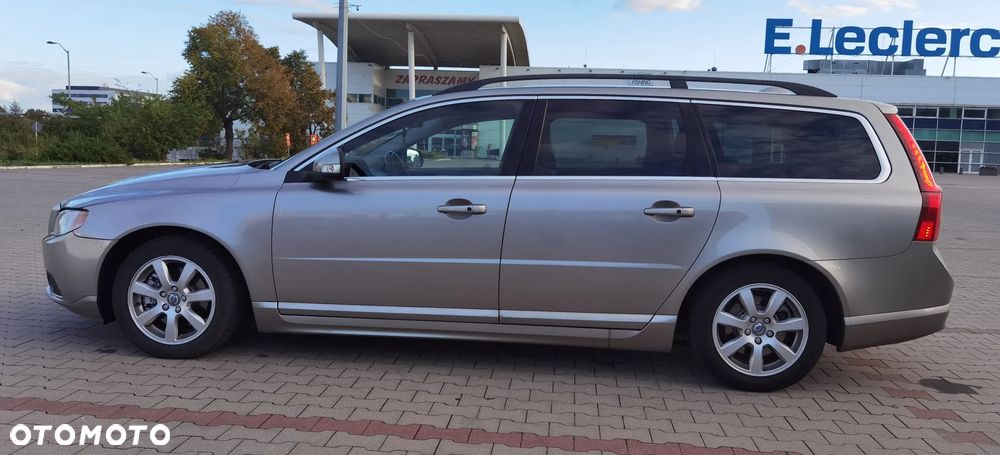 Volvo V70 1.6D DRIVe Momentum - 4
