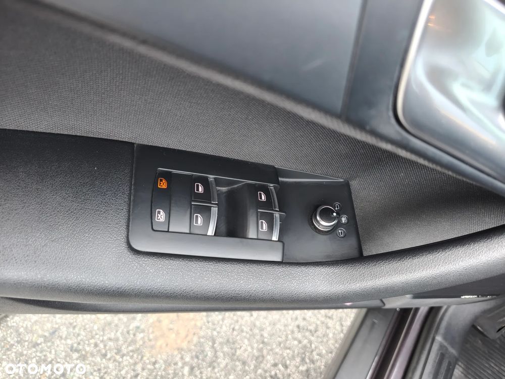 Audi A3 Sportback 2.0 TDI DPF Ambiente - 17