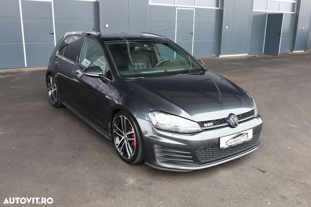 Volkswagen Golf 2.0 TDI DPF BMT DSG GTD - 34
