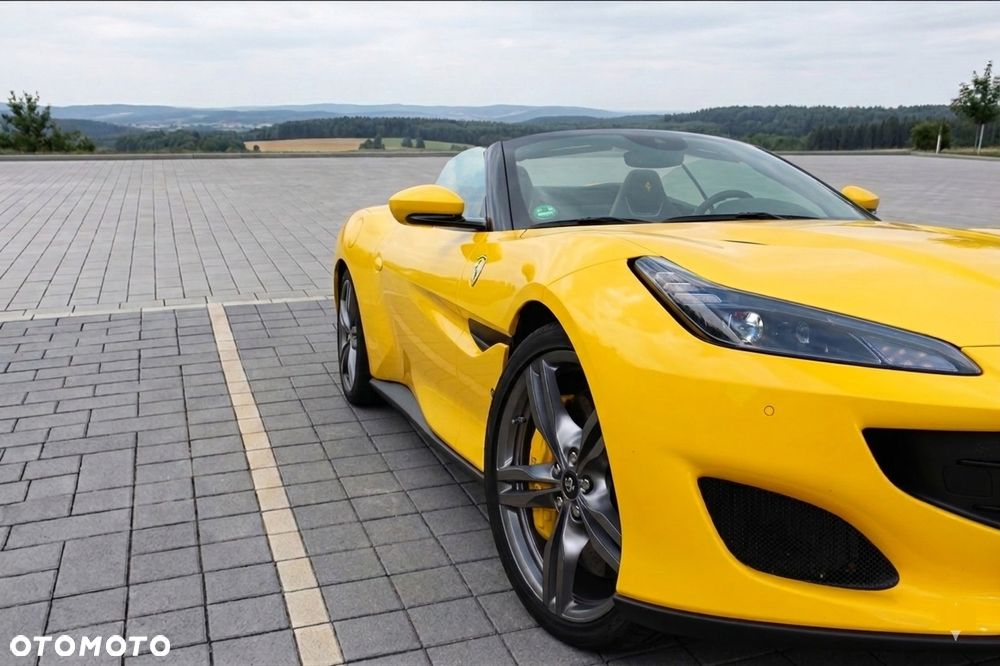 Ferrari Portofino - 5