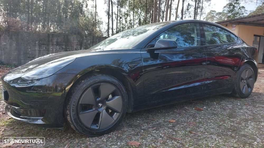 Tesla Model 3 Standard Range Plus RWD