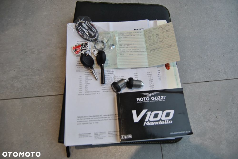 Moto Guzzi V100 Mandello - 30