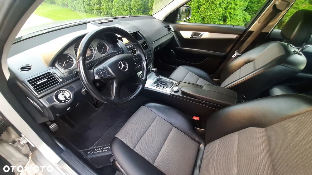 Mercedes-Benz Klasa C 200 Kompressor Automatik Avantgarde - 25