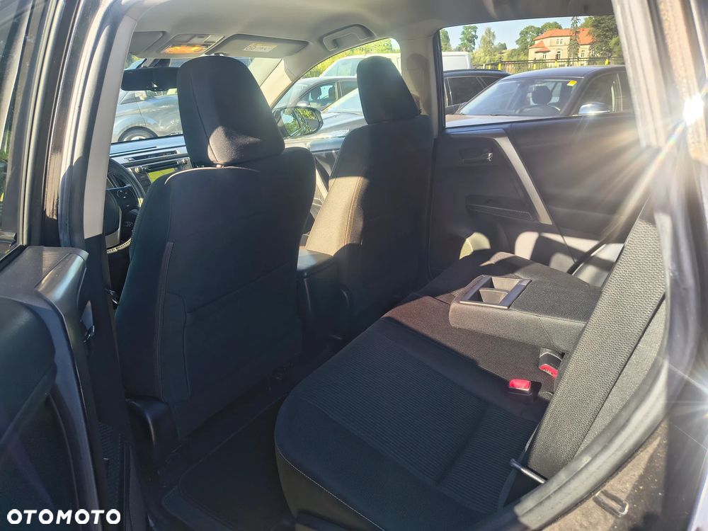 Toyota RAV4 2.2 D-4D 4x4 Automatik Edition - 17