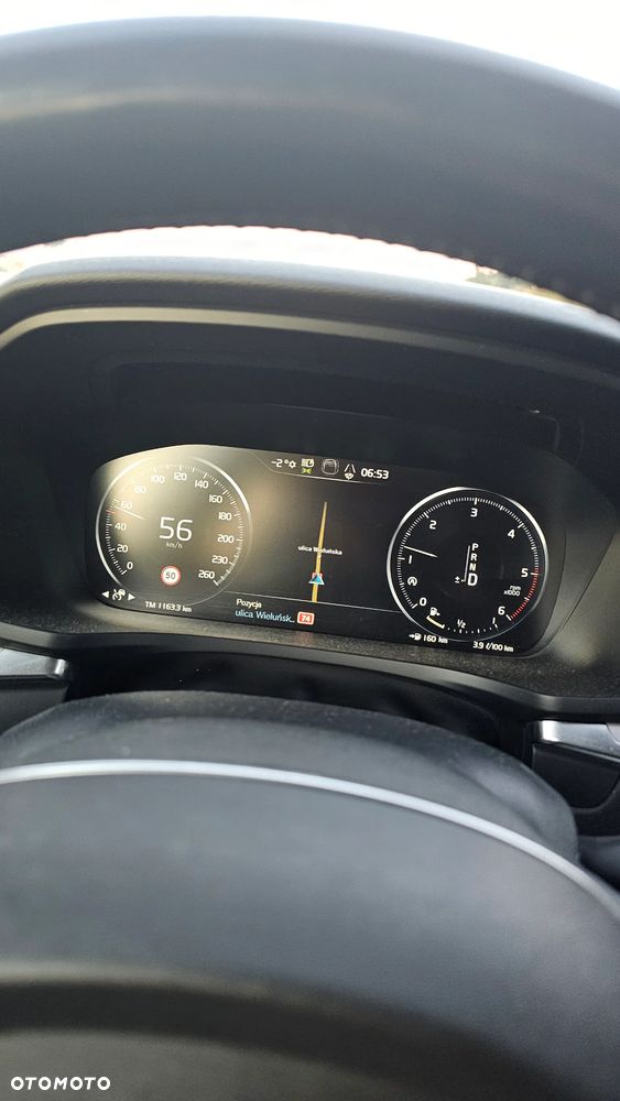 Volvo V60 D3 Momentum Pro - 5