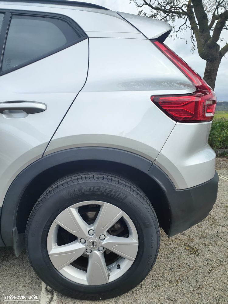 Volvo XC 40 1.5 T3 Tech Edition - 12