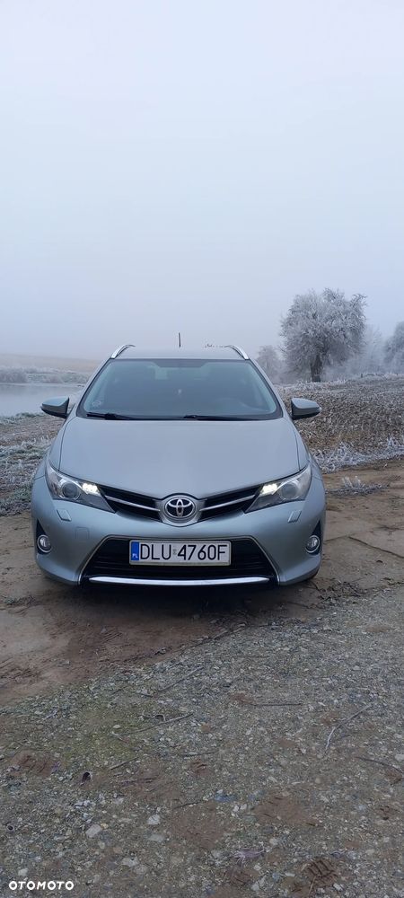 Toyota Auris 1.6 Valvematic Executive - 2