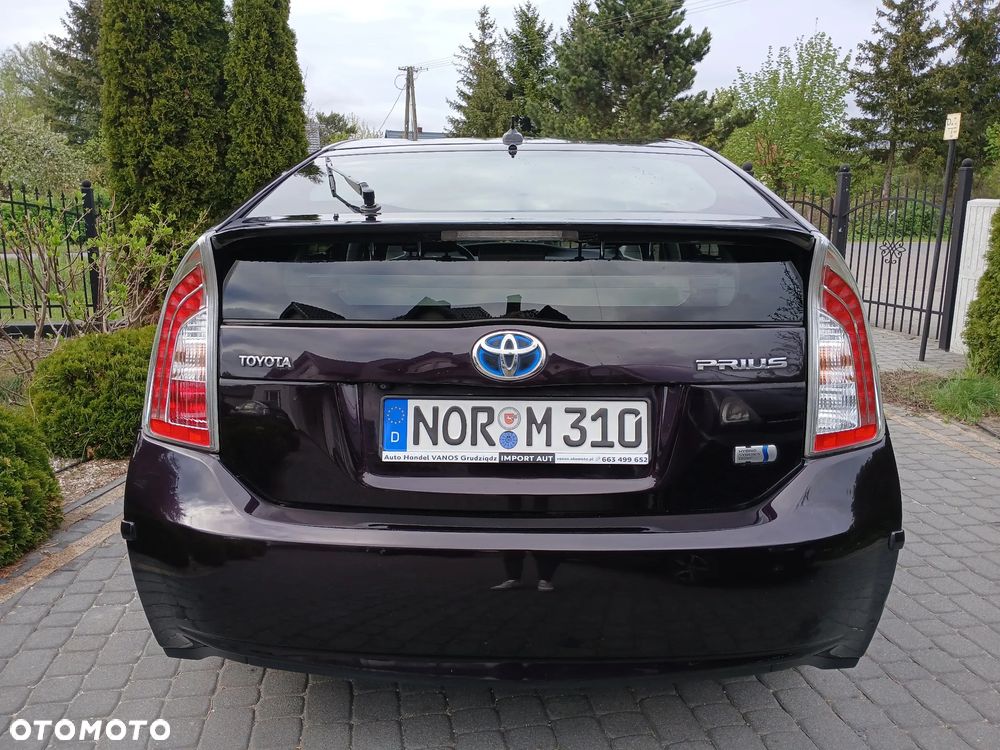Toyota Prius - 13