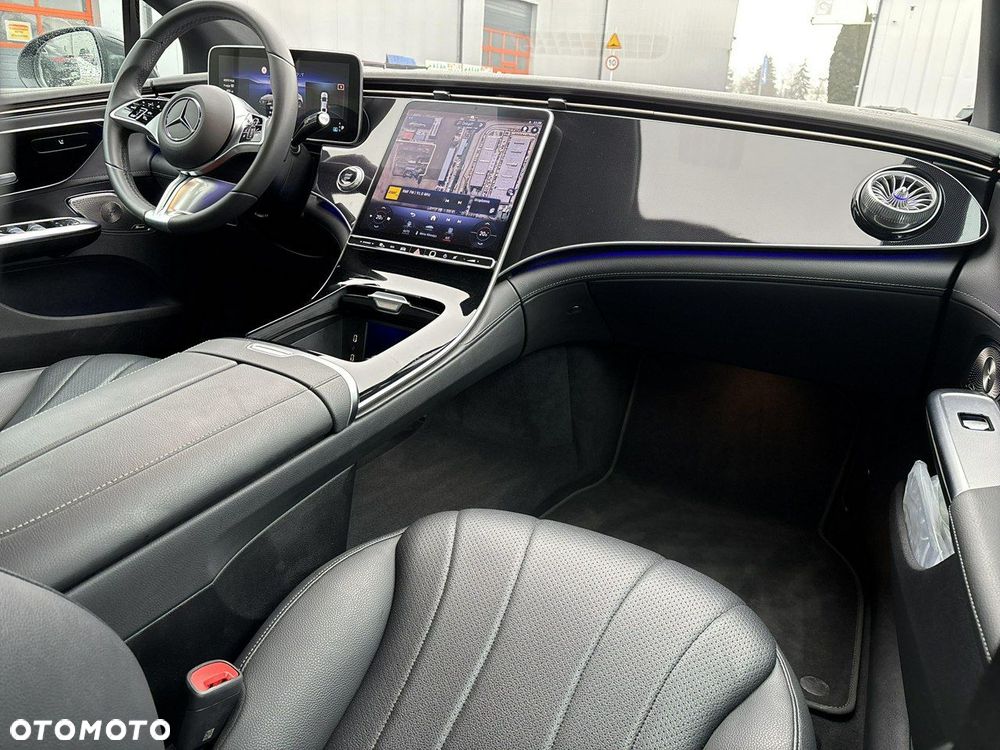 Mercedes-Benz EQE - 17