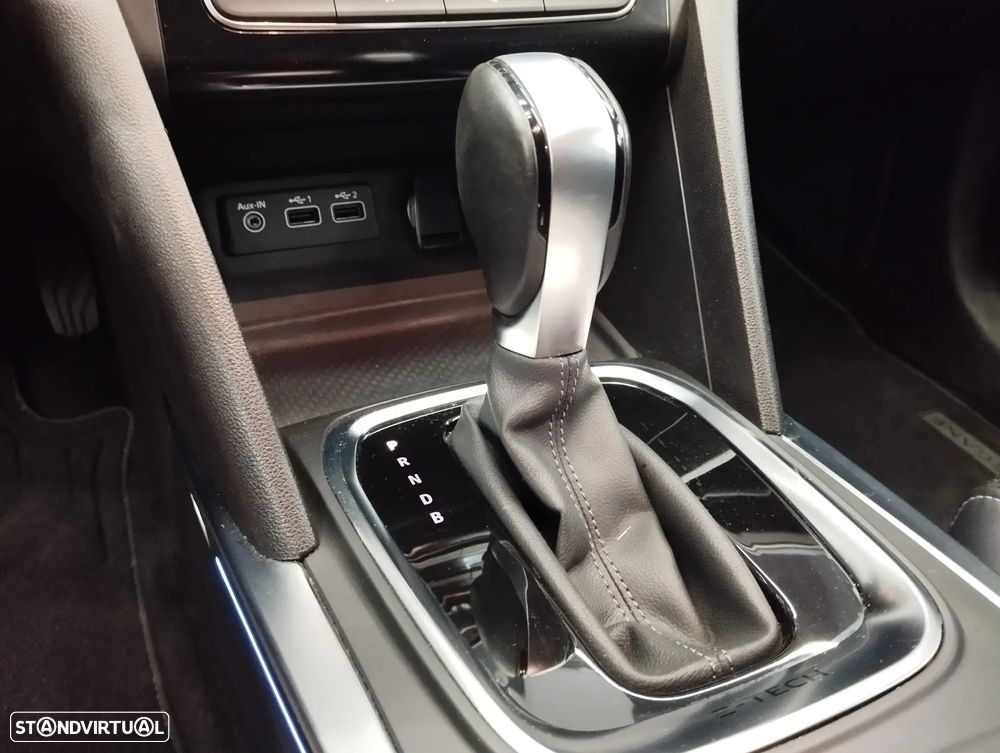 Renault Mégane Sport Tourer 1.6 E-Tech Plug-In Limited - 36