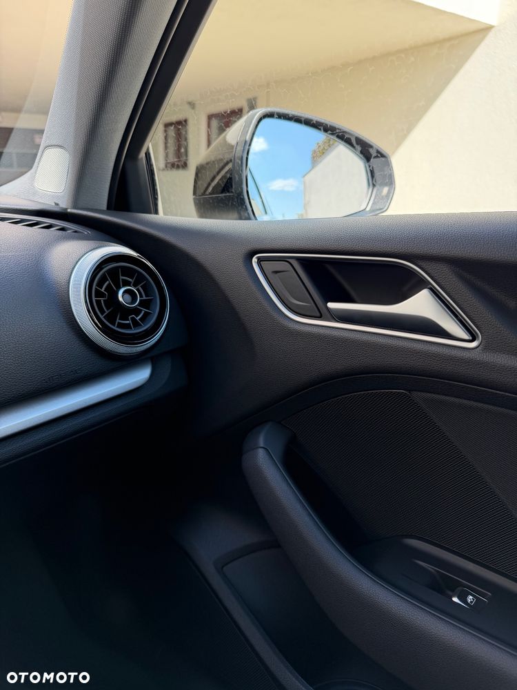 Audi A3 Limousine 35 TFSI Sport S tronic - 16