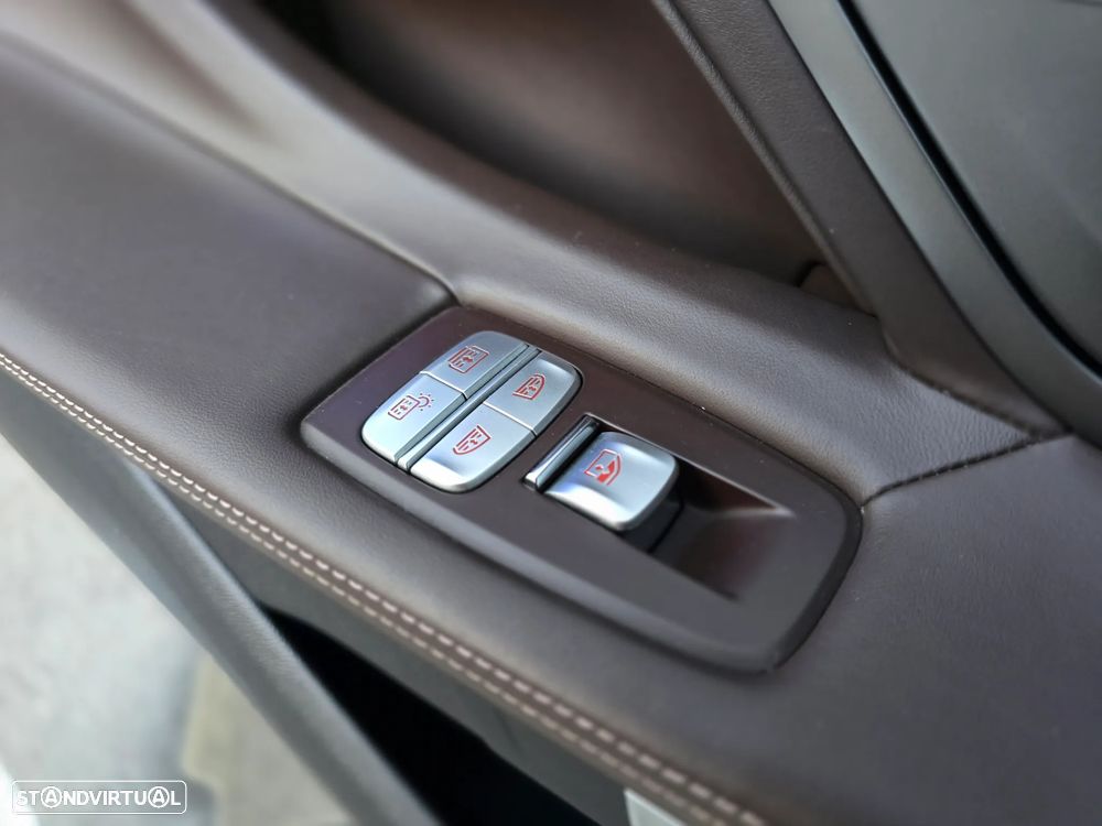 BMW 740 Le xDrive iPerformance Pack M - 48