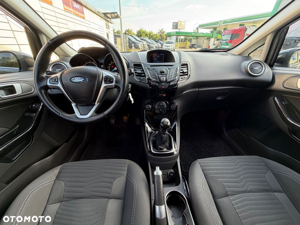 Ford Fiesta 1.4 Titanium - 5