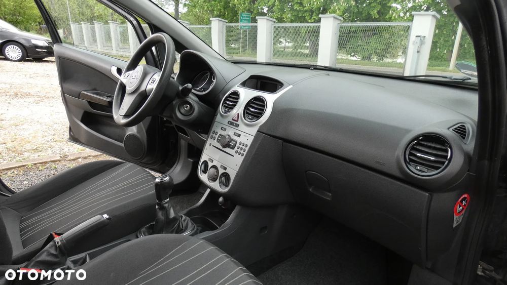 Opel Corsa 1.2 16V Edition - 22