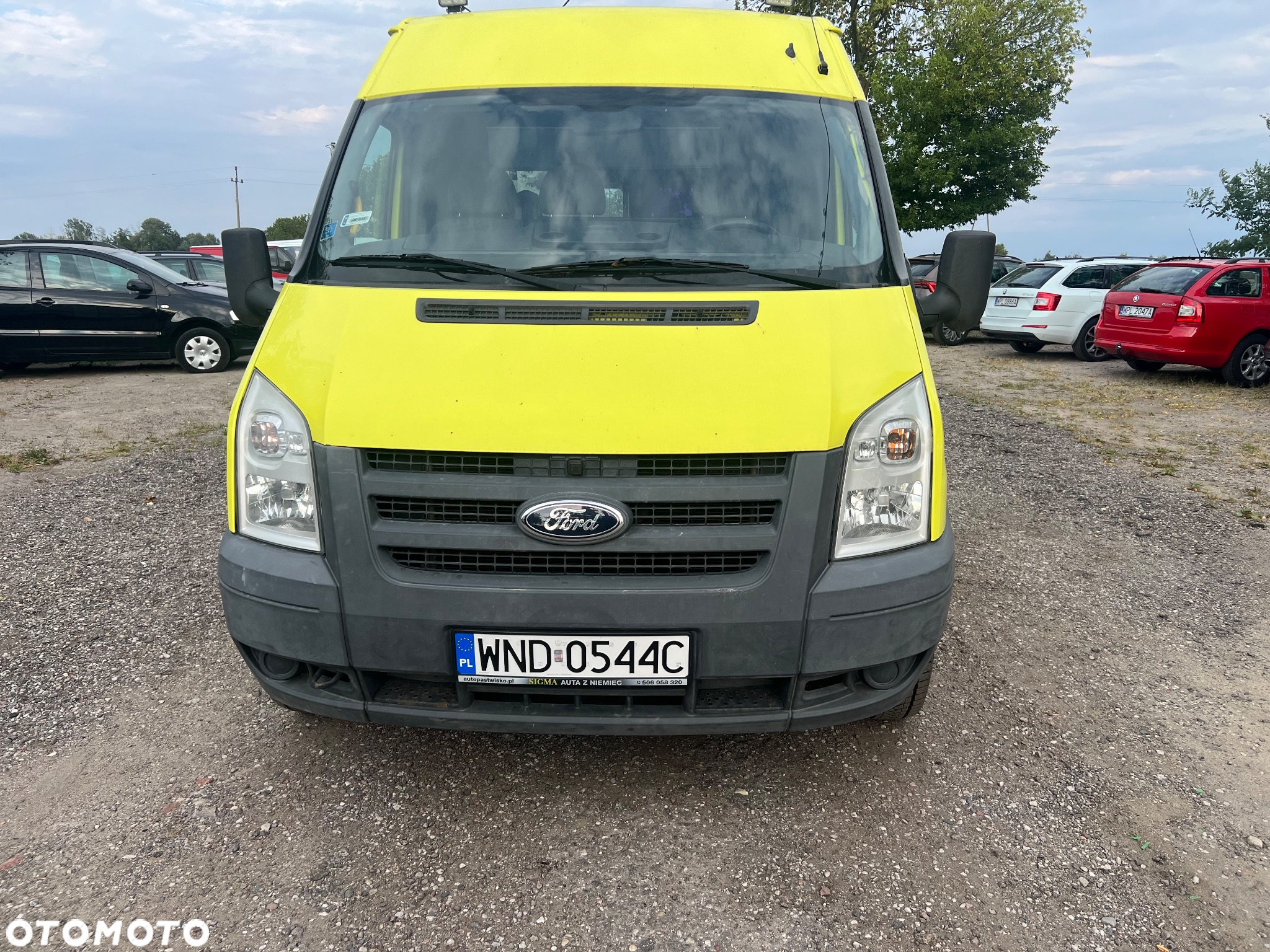 Ford Transit 2,3 benzyna z gazem, tył napęd - 2