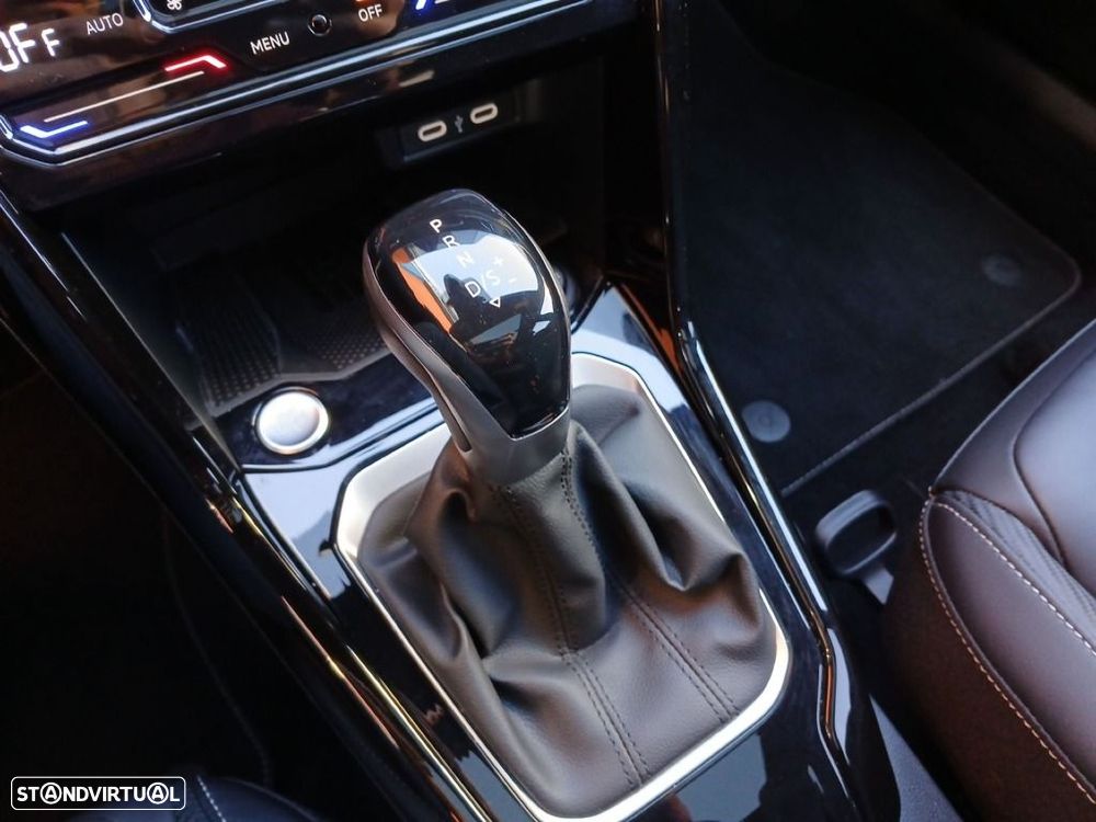 VW T-Roc 2.0 TDI R-Line DSG - 31